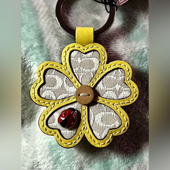COACH Ladybug Signature C Flower Keychain/Charm - Picture 2 of 8
